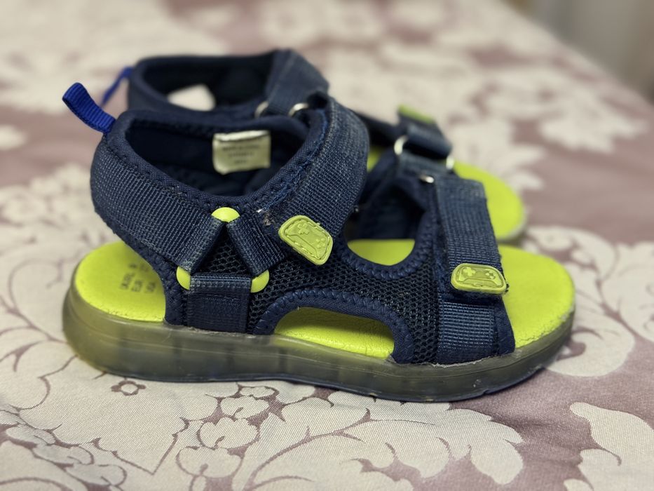 Сандалі  Прімарк 27 р