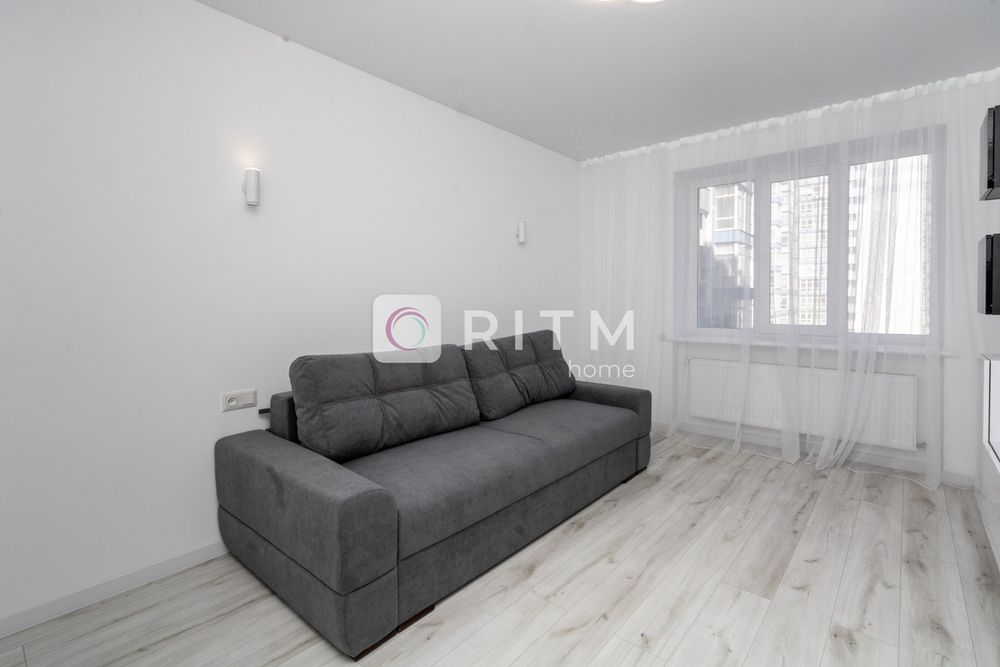 Здається в оренду квартира з меблями і технікою в центрі міста