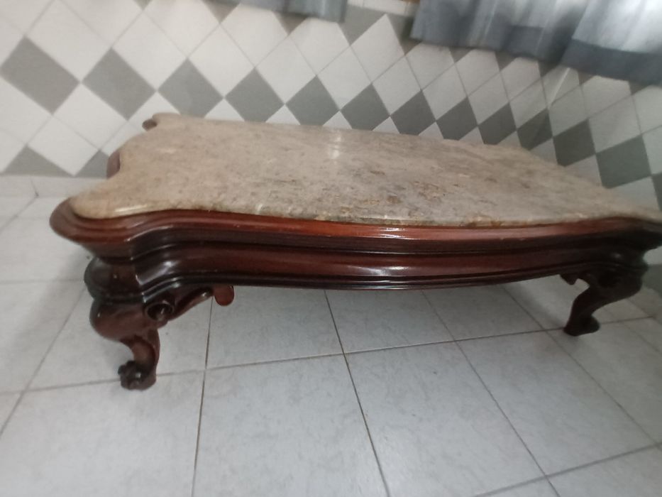 Mesa madeira e mármore