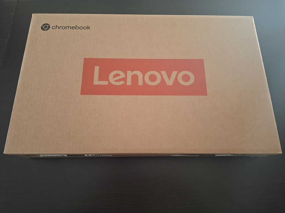 NOWY  Laptop LENOVO IdeaPad Slim 3  8GB Ram  128 GB eMMC   Chrome OS
