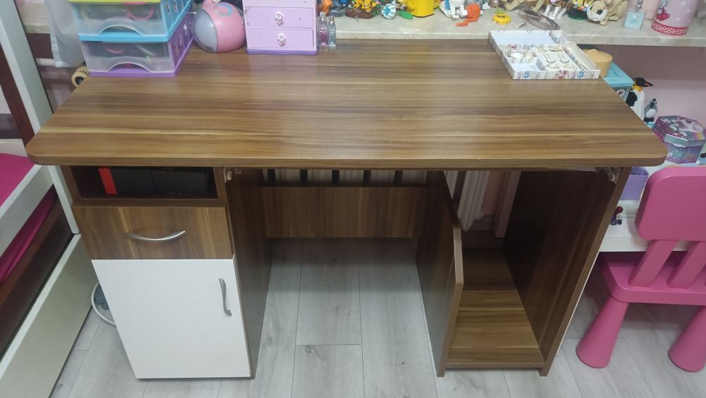 Zestaw mebli modułowych