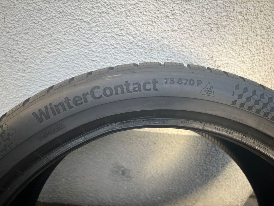 Zima 235/45R21 i 255/40R21 Continental TS870P