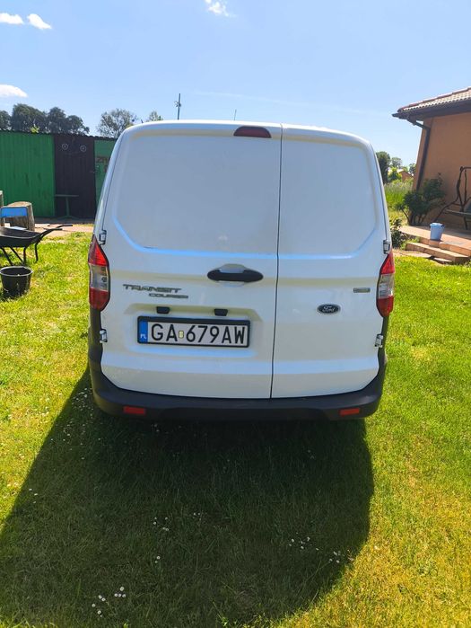 ford transit courier