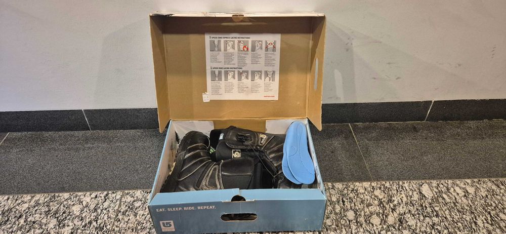 Buty snowboardowe BURTON Mint