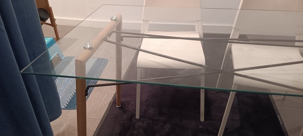 Mesa de vidro decorativa ou de jantar ou secretaria