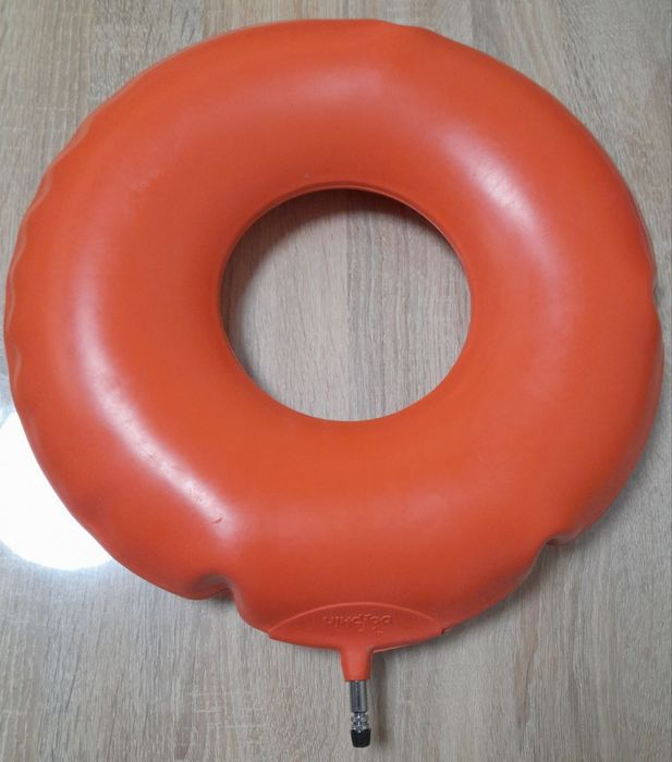 Підгузники та пелюшки для дорослих