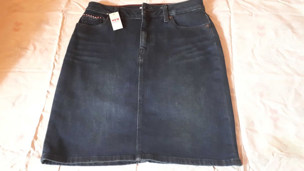 гарна    спідниця