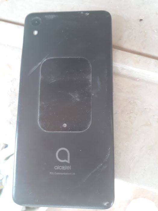 Telemóvel Alcatel - Modelo 5006D