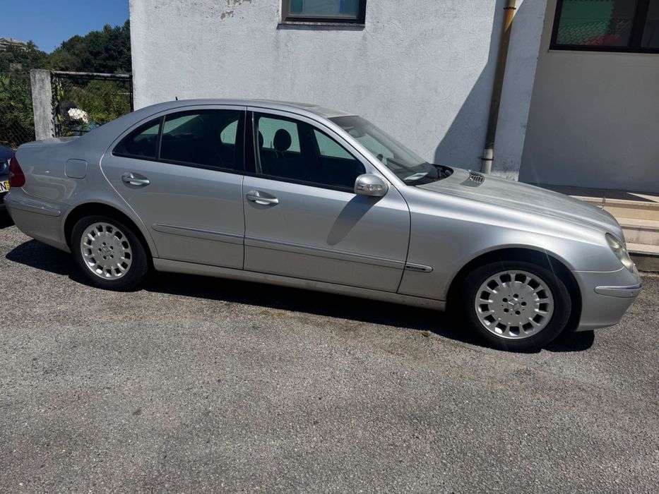Mercedes E220 CDI 2004 Automatic | Panoramic Sunroof
