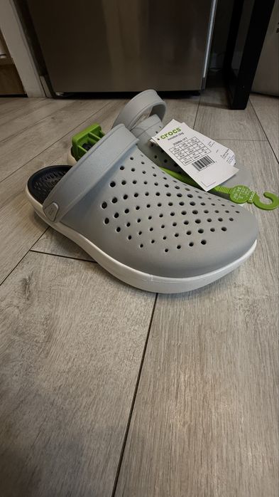 Оригинальні crocs , крокси