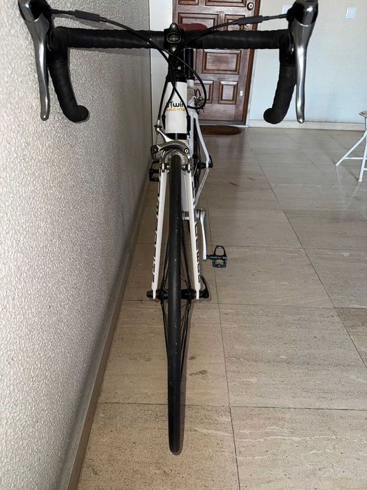 Bicicleta de estrada BTWIN RC Hydro v107