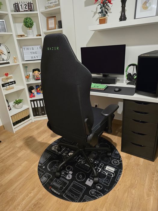 Tapete Gaming para cadeira Genesis como novo!