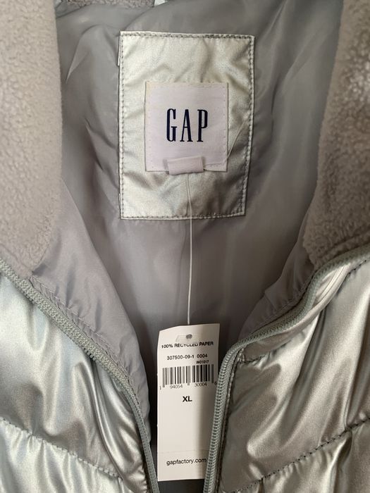 Безрукавка теплая GAP размер50