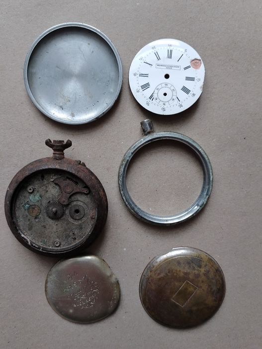 Часовые запчасти для карманных часов