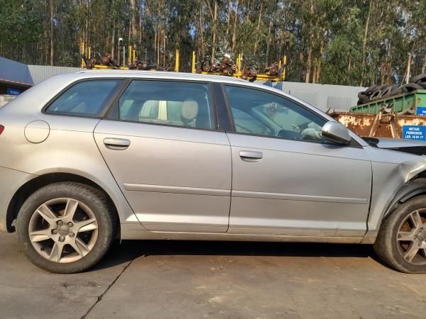 Para peças AUDI A3 Sportback (8PA)