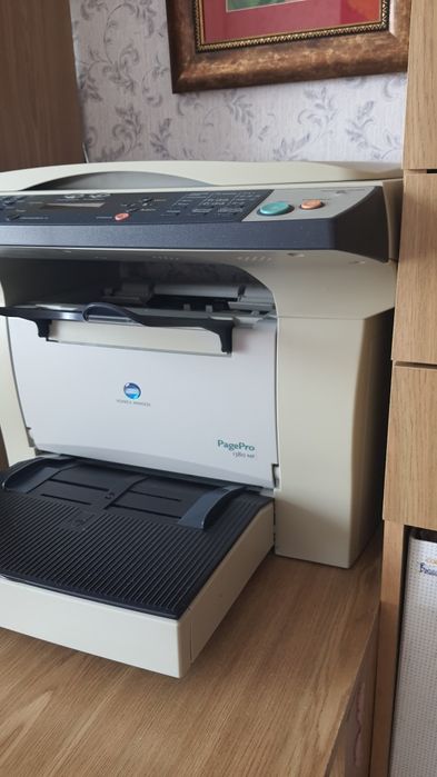 Konica Minolta PagePro 1380MF Папір в подарунок Лазерний принтер скане