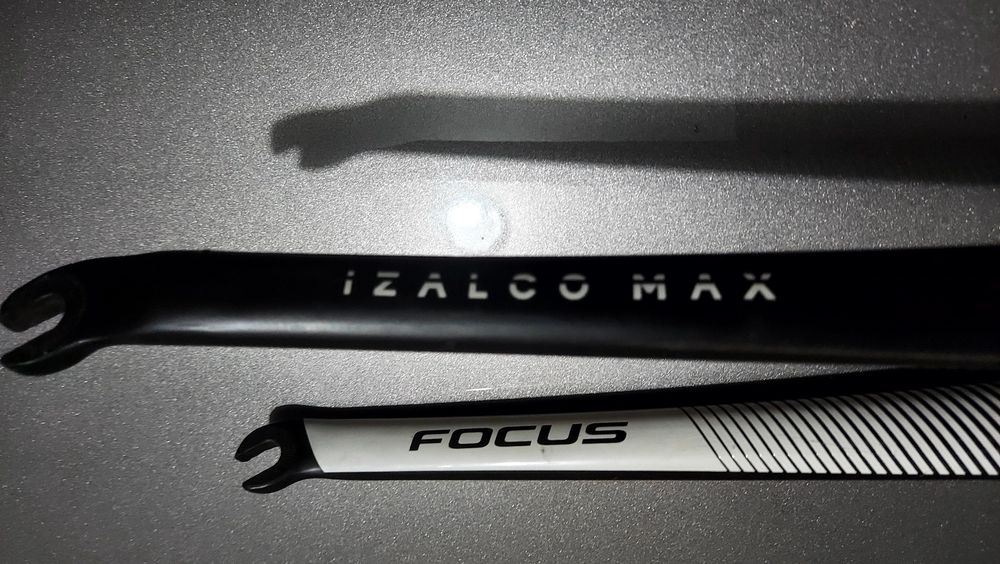 Forqueta Izalco Max carbono e outras