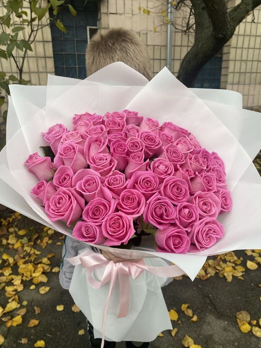 Букет троянд, букет 51 троянда, букет 101 троянда, доставка квітівКиїв