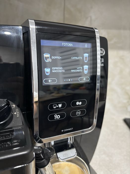 Кавомашина Delonghi dinamica plus