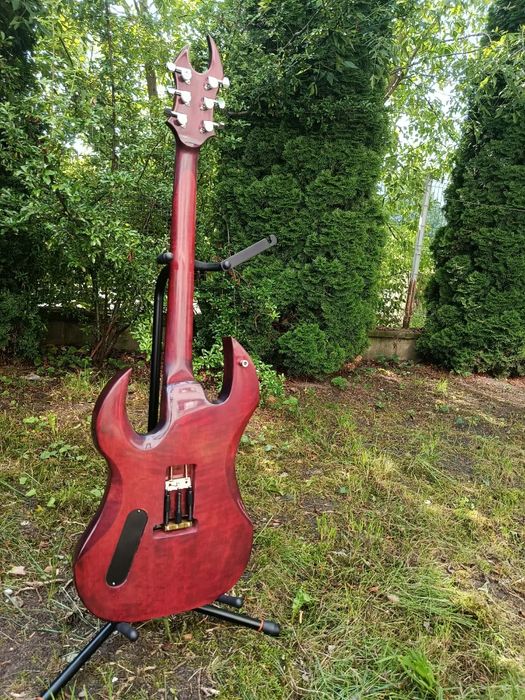 Gitara lutnicza Vooytzeenski Guitars - Dracul + case