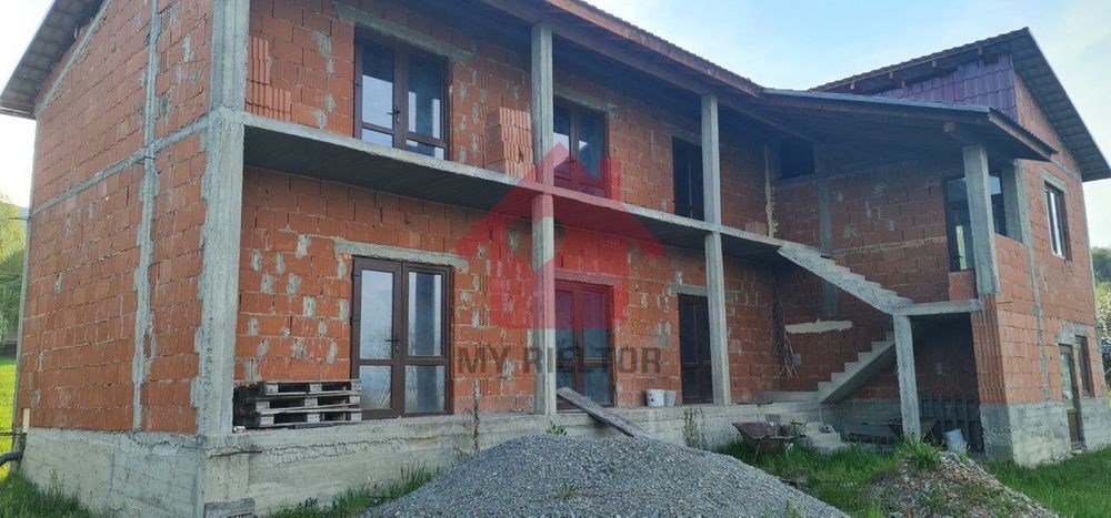 Продаж готельно-ресторанного комплексу Велятино.