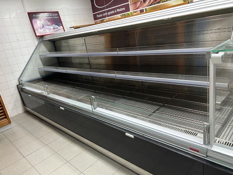 Balcão Expositor Refrigerador 250cm