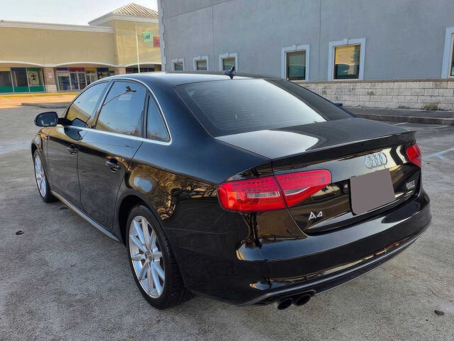 Audi A4      2016