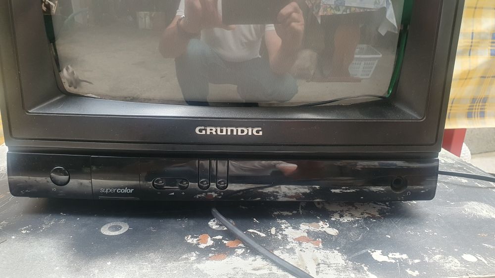 Vendo 2 TV antigas