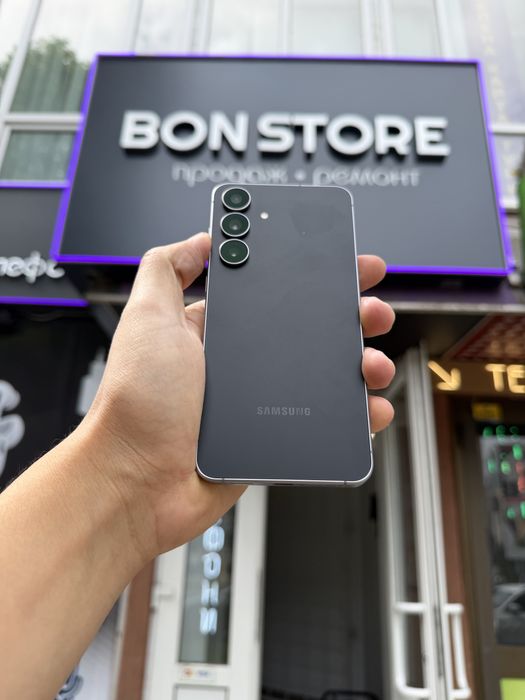 Samsung s25 Fe 128gb. Navy. Як Новий