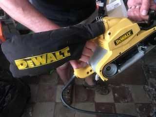 DEWALT - Lixadora rolos DW650
