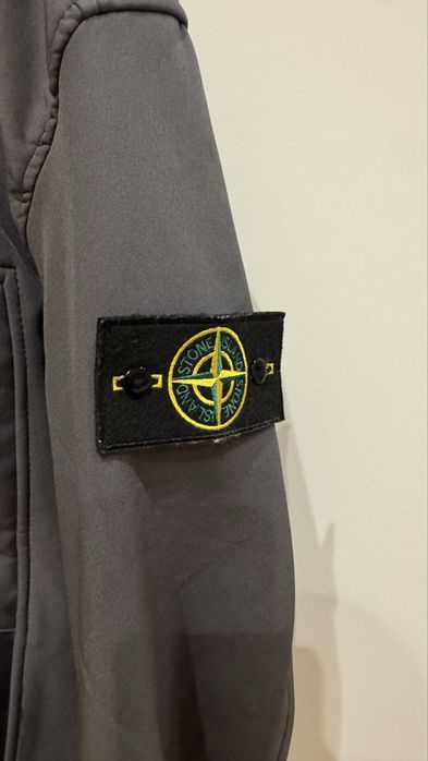 Casaco Stone Island soft shell