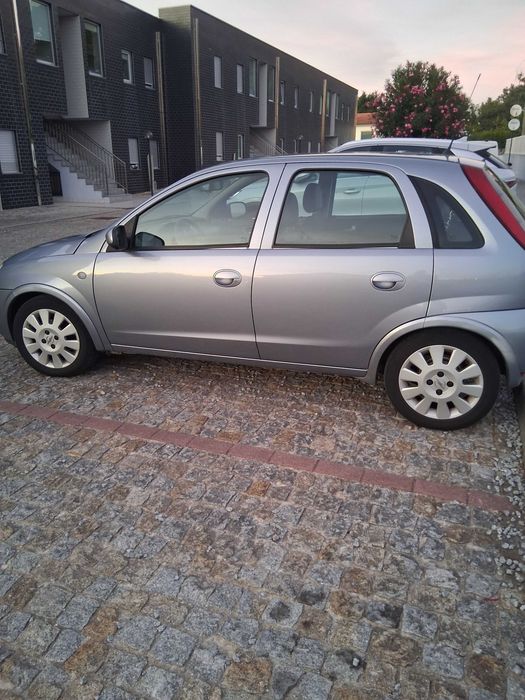 Opel corsa 1200 a gasolina baixa quilometragem foto 5