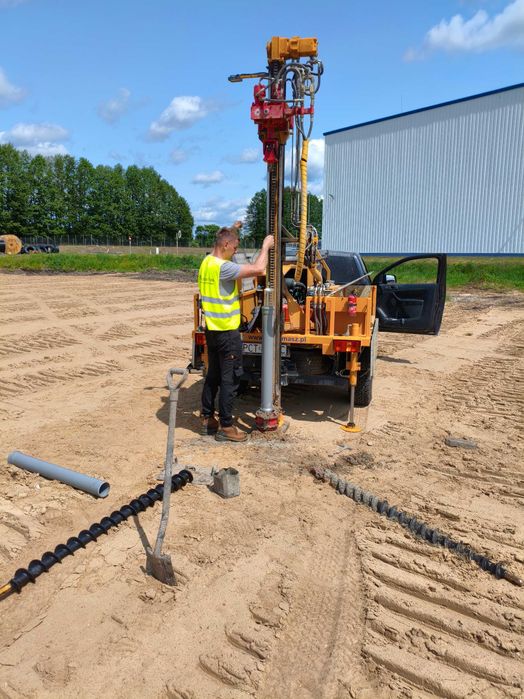 Geolog. Badania geologiczne gruntu. Geotechnika. Opracowania