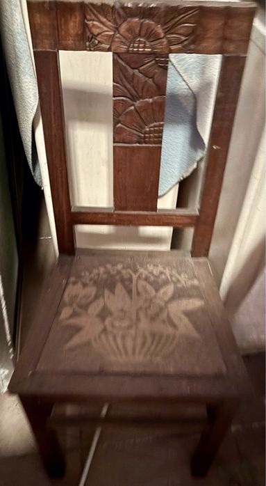 Cadeira de madeira vintage