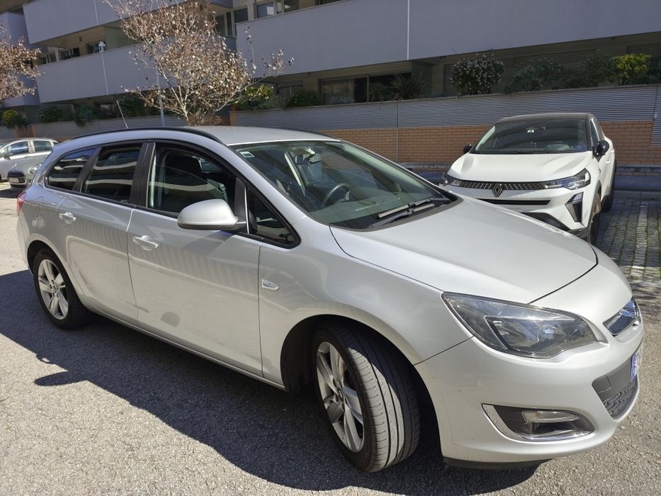 Carrinha Opel astra 2013 com 145000km — photo 4