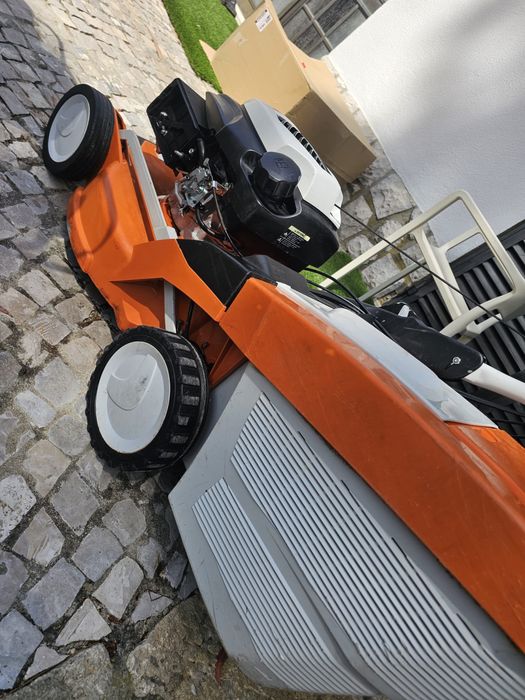 Corta Relvas a Gasolina RM 650 VS Stihl