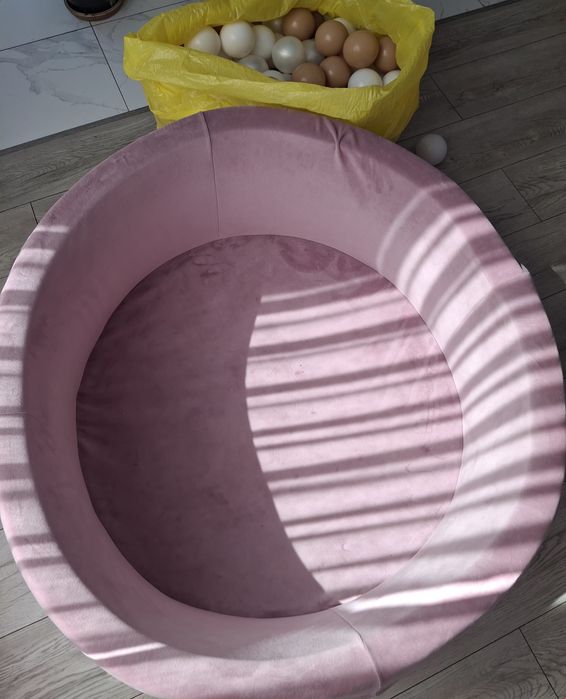 Продам сухий басейн
