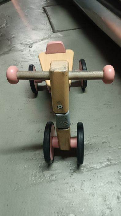 Triciclo de Pés Bajocycle – Bicicleta de Equilíbrio em Madeira Bajo