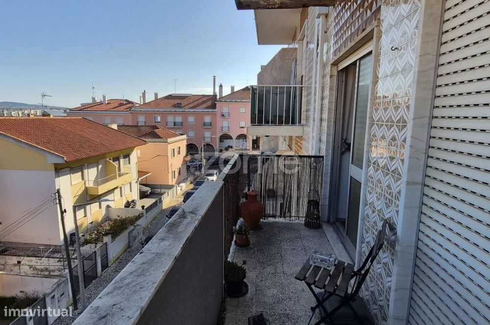 Apartamento T2 Centro de Loures