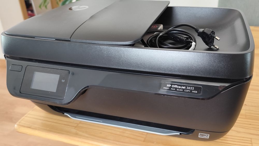 Impressora HP OfficeJet 3833 WiFi – como nova