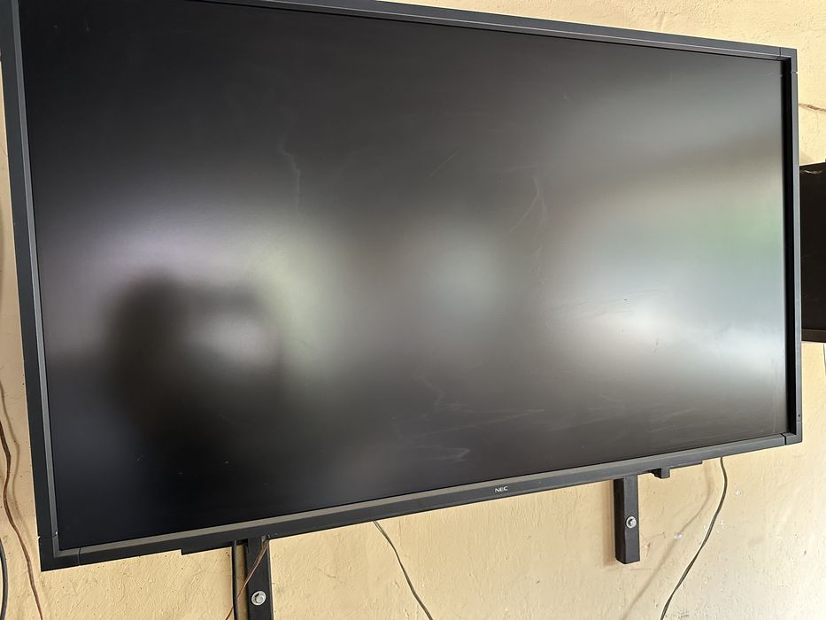 Monitor NEC 52 profesjonal