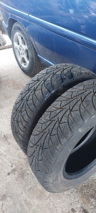 Продам шини  195/65/15 Практично нові