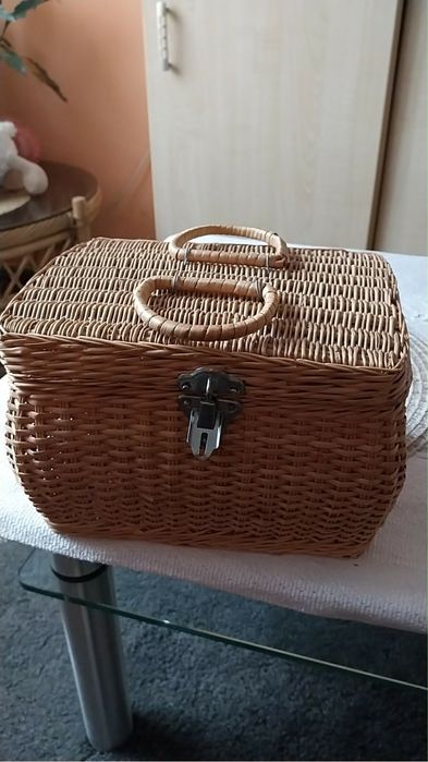 Wiklinowy kuferek / Walizeczka retro – Stylowy organizer BOHO