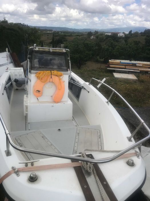 barco lancha reefrunner