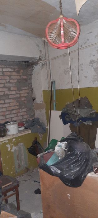 Продам дом, 3-х комнатную квартиру- ,,чешка,, (2-х этажный дом) есть с