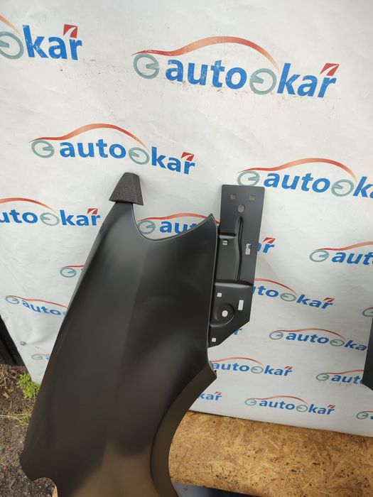 Крило Volkswagen Touran 2003-2010