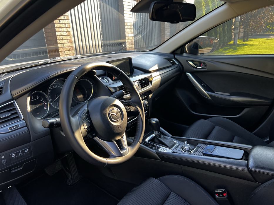 Mazda 6 Официальный не крашена
