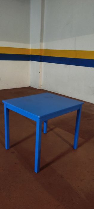 Mesa e  Cadeira criança