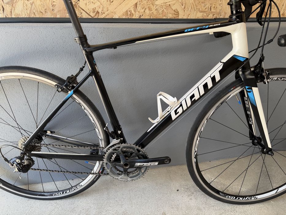 Giant defy estrada semi nova