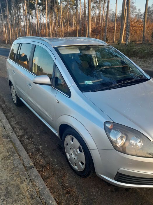 Opel Zafira 1.6 benzyna